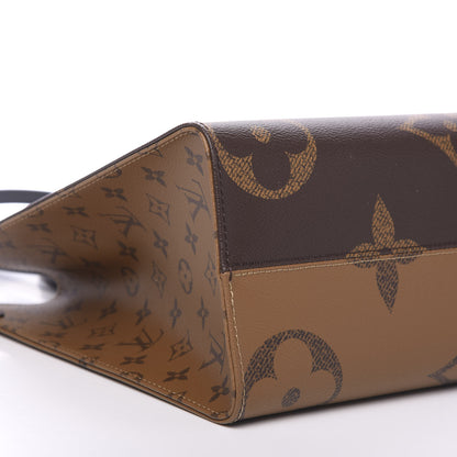 Louis Vuitton Reverse Monogram Giant Onthego MM 7 of 8