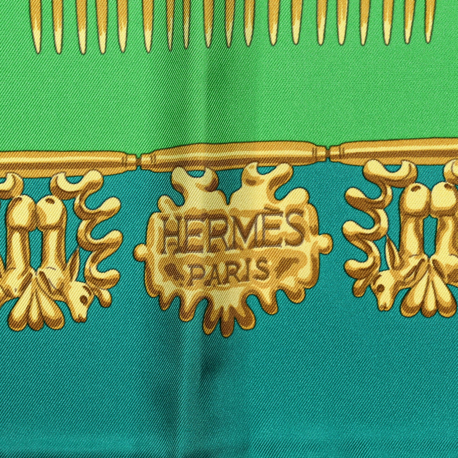 Hermes Silk Mousseline Les Cavaliers D'Or Scarf Vert Emeraude Vert Vieil 2 of 5