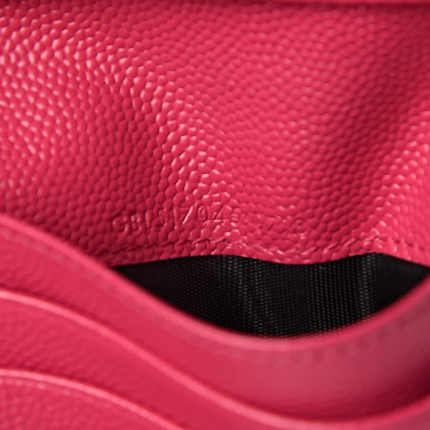 Saint Laurent Grain De Poudre Matelasse Chevron Monogram Zipped Card Case Fresh Fuxia 7 of 8