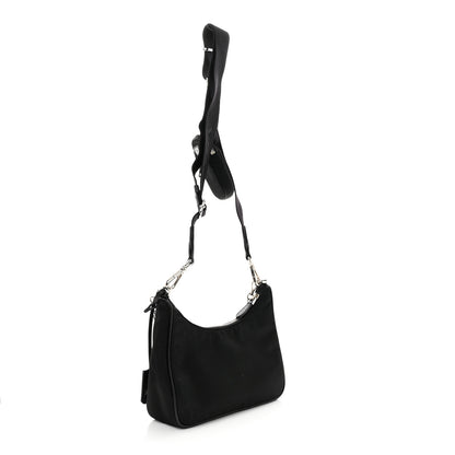 Prada Nylon Re-Edition 2005 Shoulder Bag Black 3 of 9