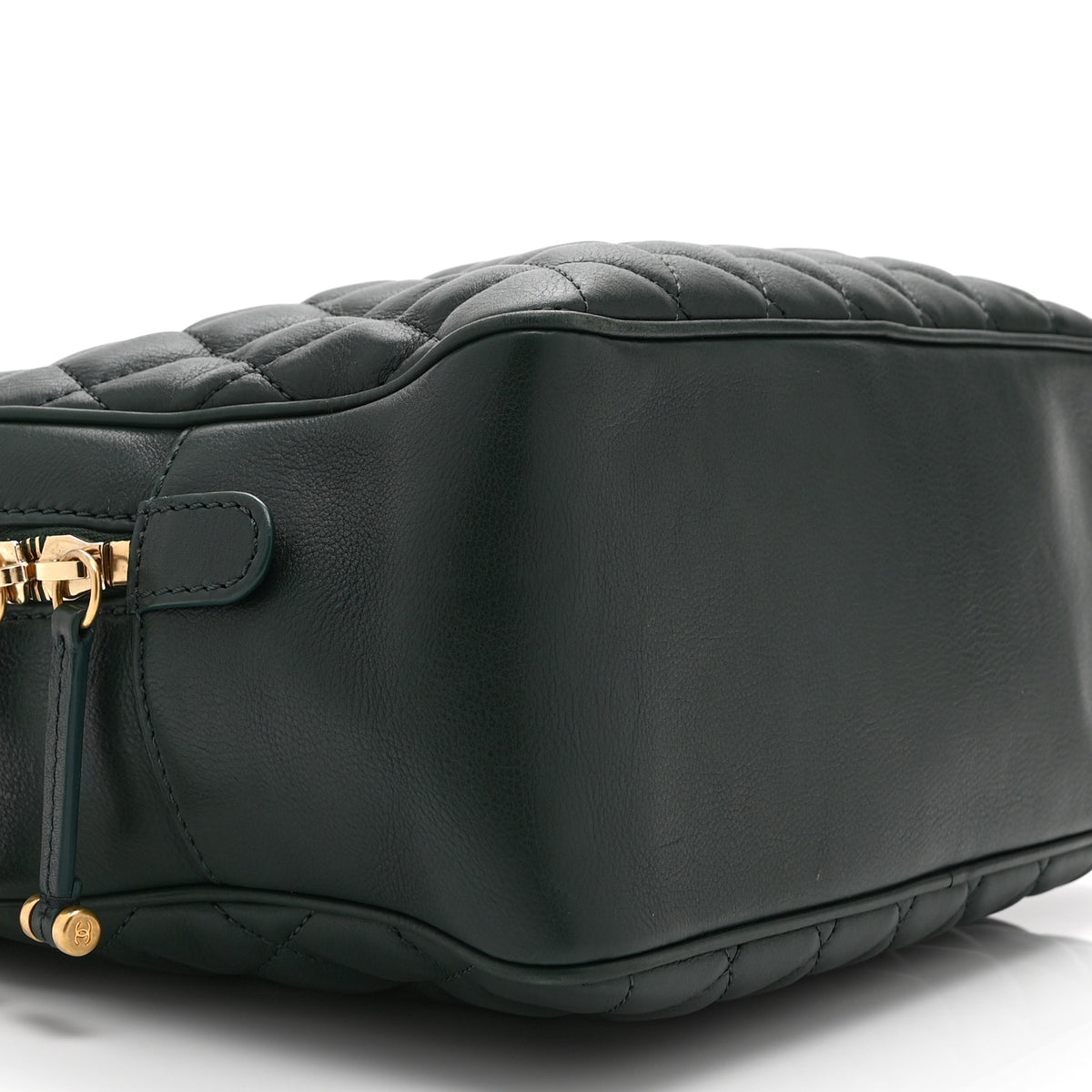 Calfskin Quilted CC Medium Vanity Case Green