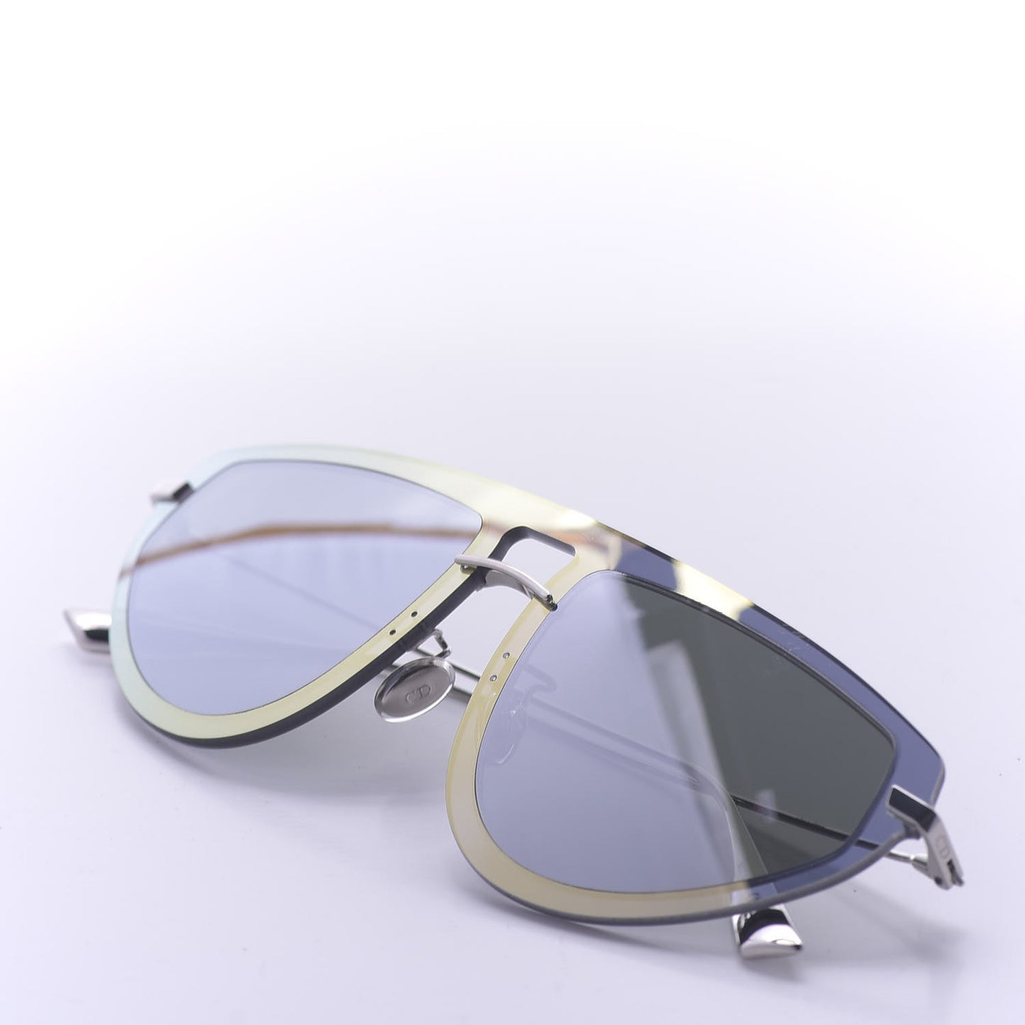 Metallic Ultime 2 Sunglasses Silver Grey