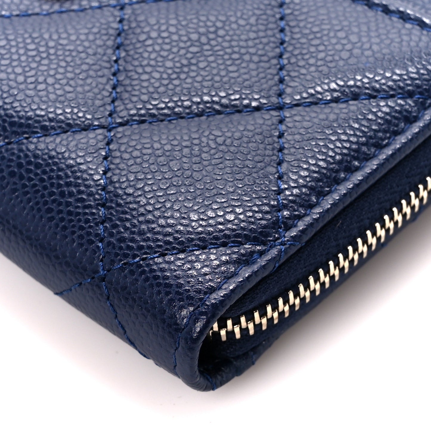 Caviar Quilted CC Zip Around Card Holder Navy