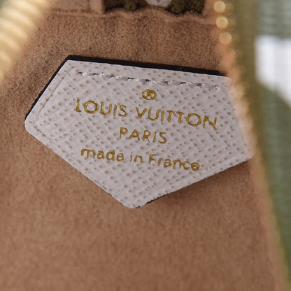 Louis Vuitton Monogram Giant Beach Pouch Kaki 6 of 9