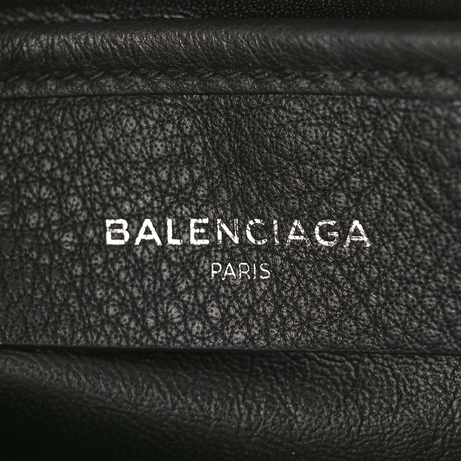 Balenciaga Calfskin Logo Medium Everyday Pouch Black 6 of 9