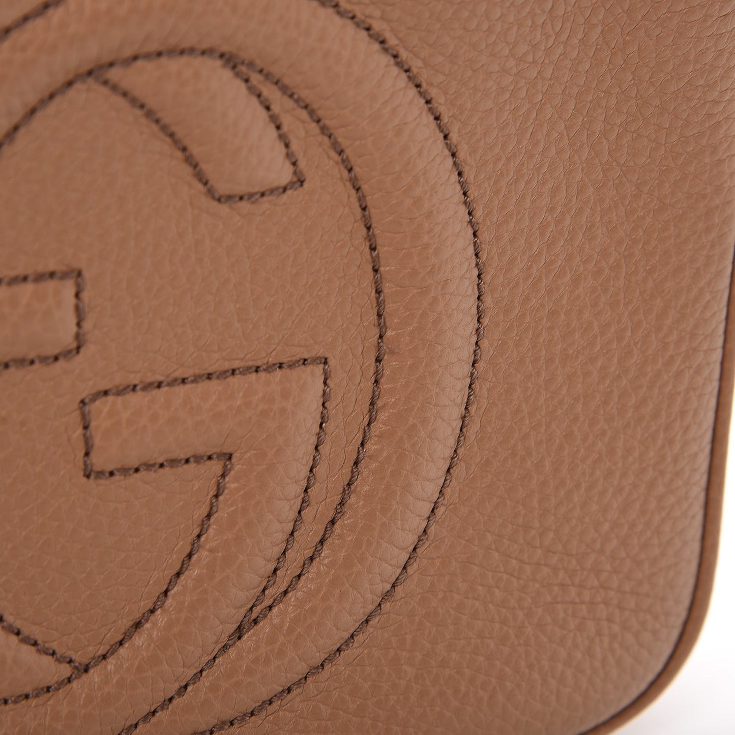 Pebbled Calfskin Small Soho Disco Bag Camelia