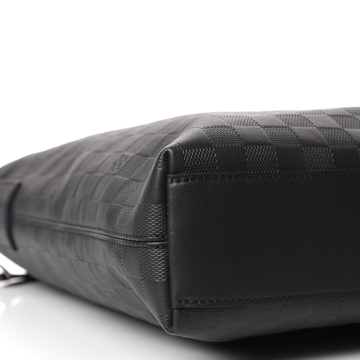 Louis Vuitton Damier Infini Daily Tote Onyx 5 of 9