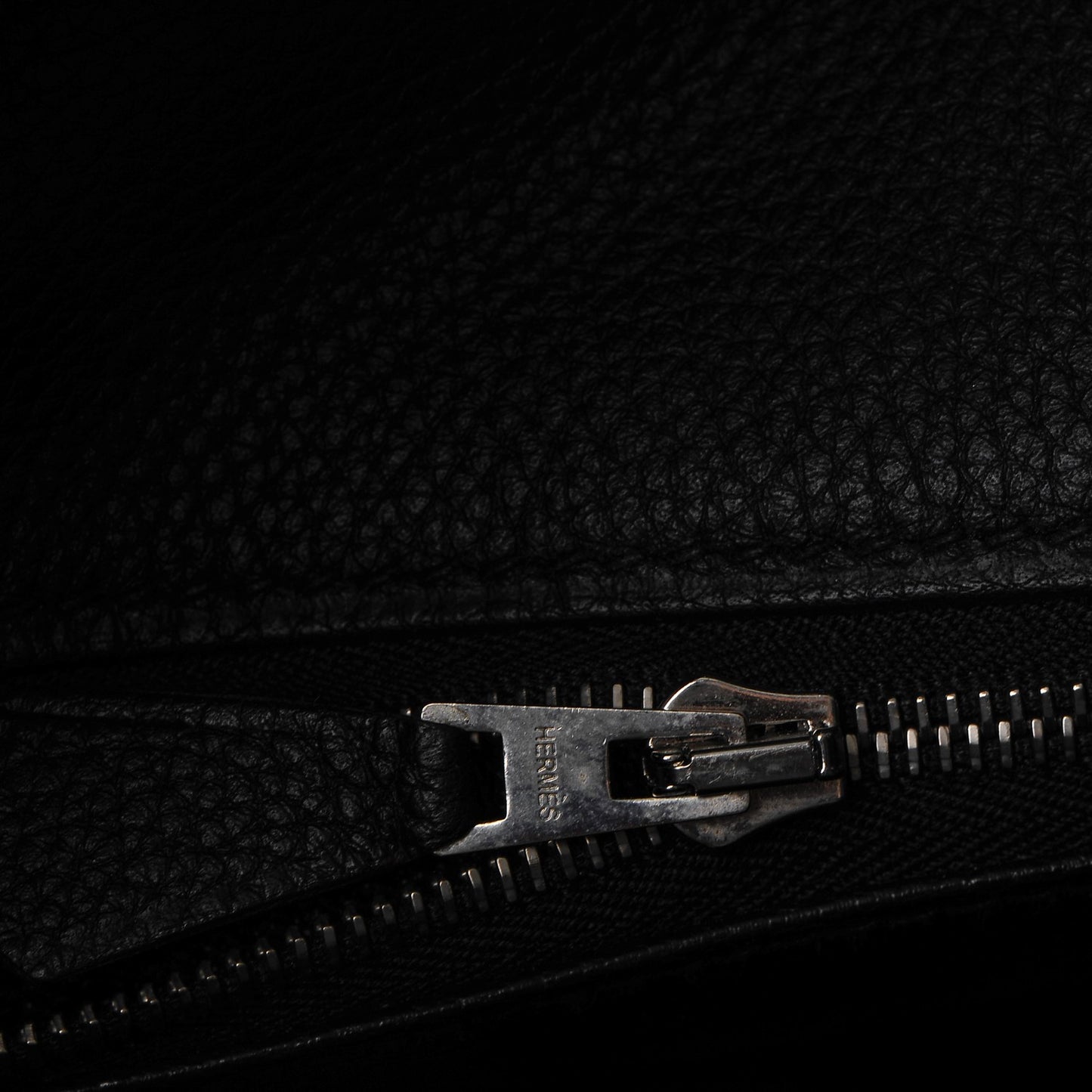 Togo Kelly Retourne 28 Black