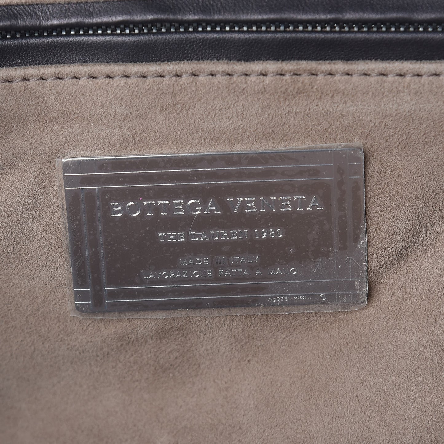 Metallic Nappa Intrecciato The Lauren 1980 Clutch Quetsche Antique Silver