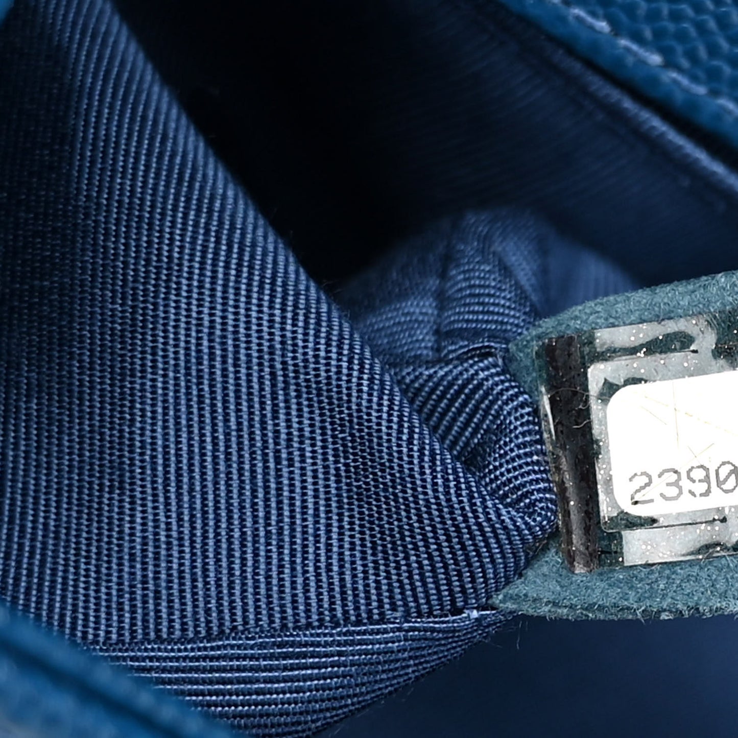 Caviar Quilted Medium Boy Flap Blue