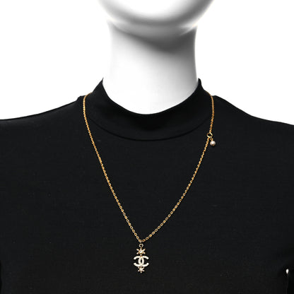 Chanel Pearl Crystal CC Flower Pendant Necklace Gold White 2 of 5