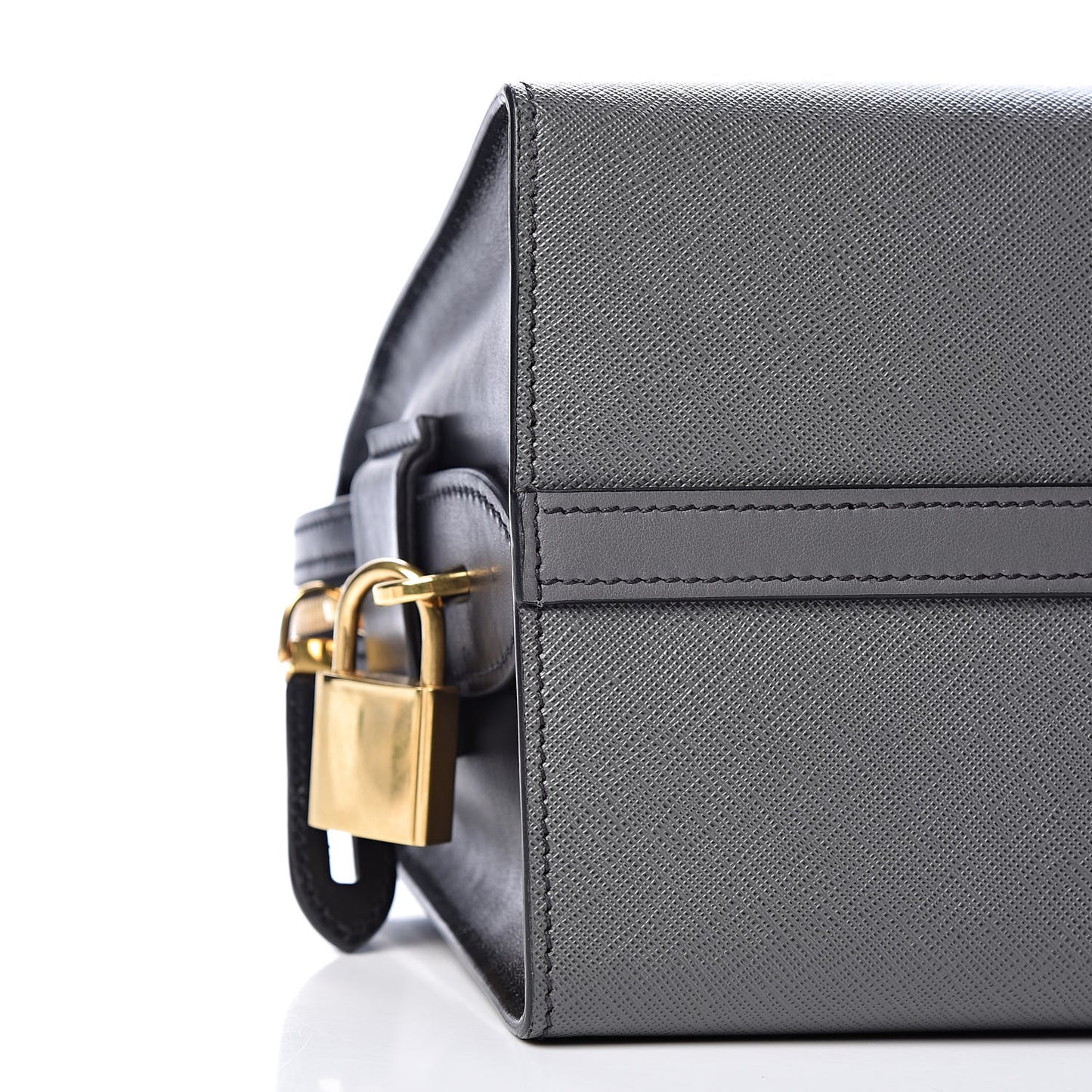 Saffiano City Calf Medium Esplanade Tote Mercurio Black