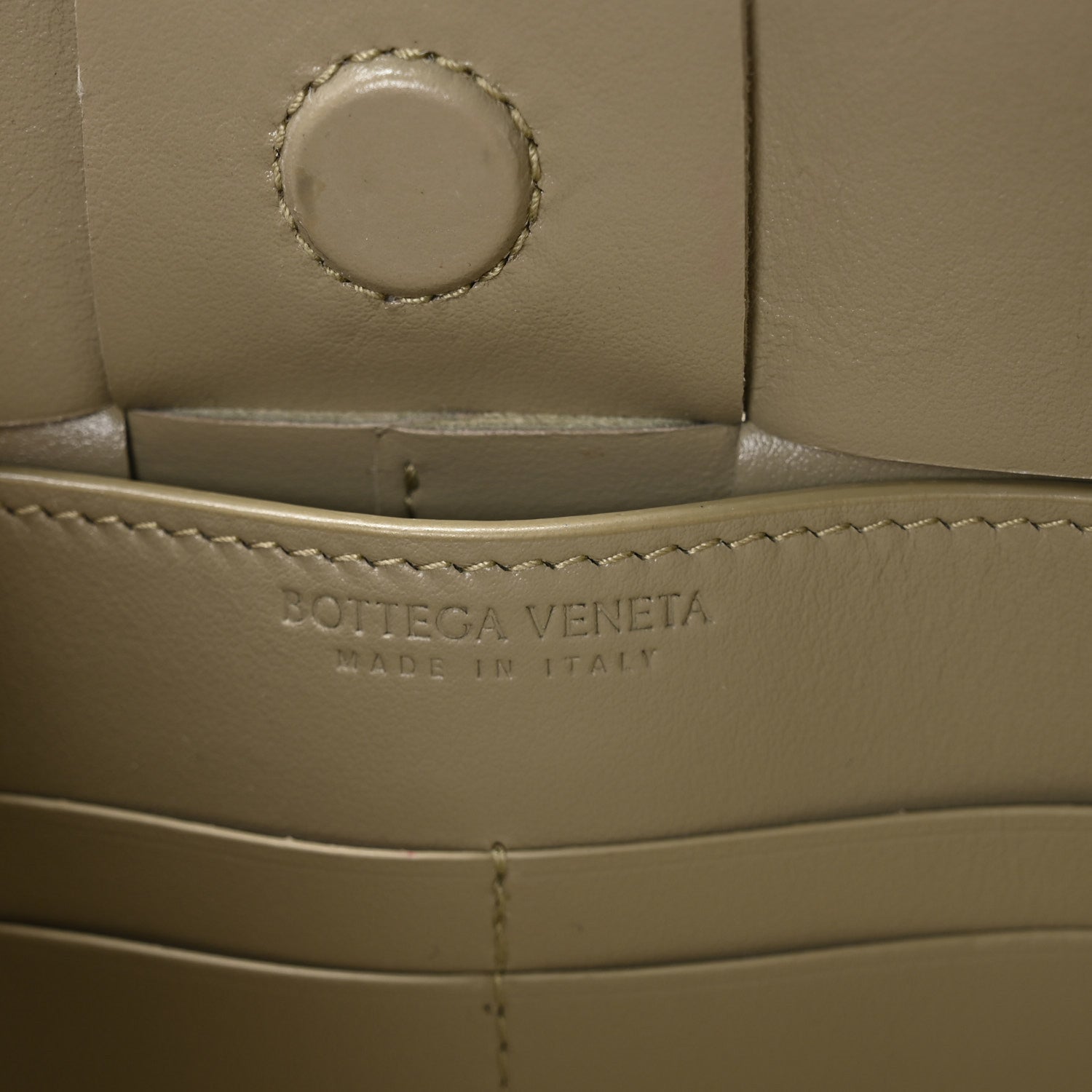 Bottega Veneta Calfskin Maxi Intrecciato Cassette Pouch On Strap Travertine 6 of 11