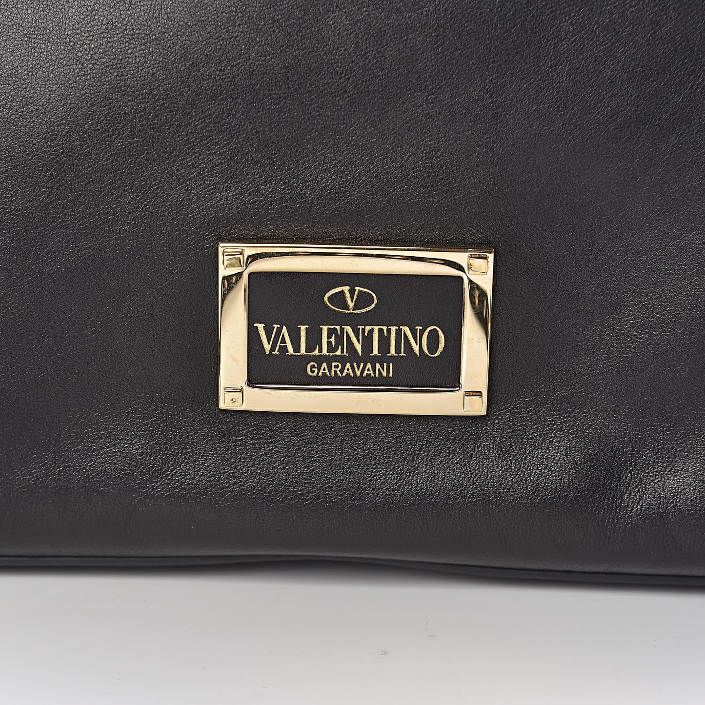 Vitello Rockstud Dome Satchel Black