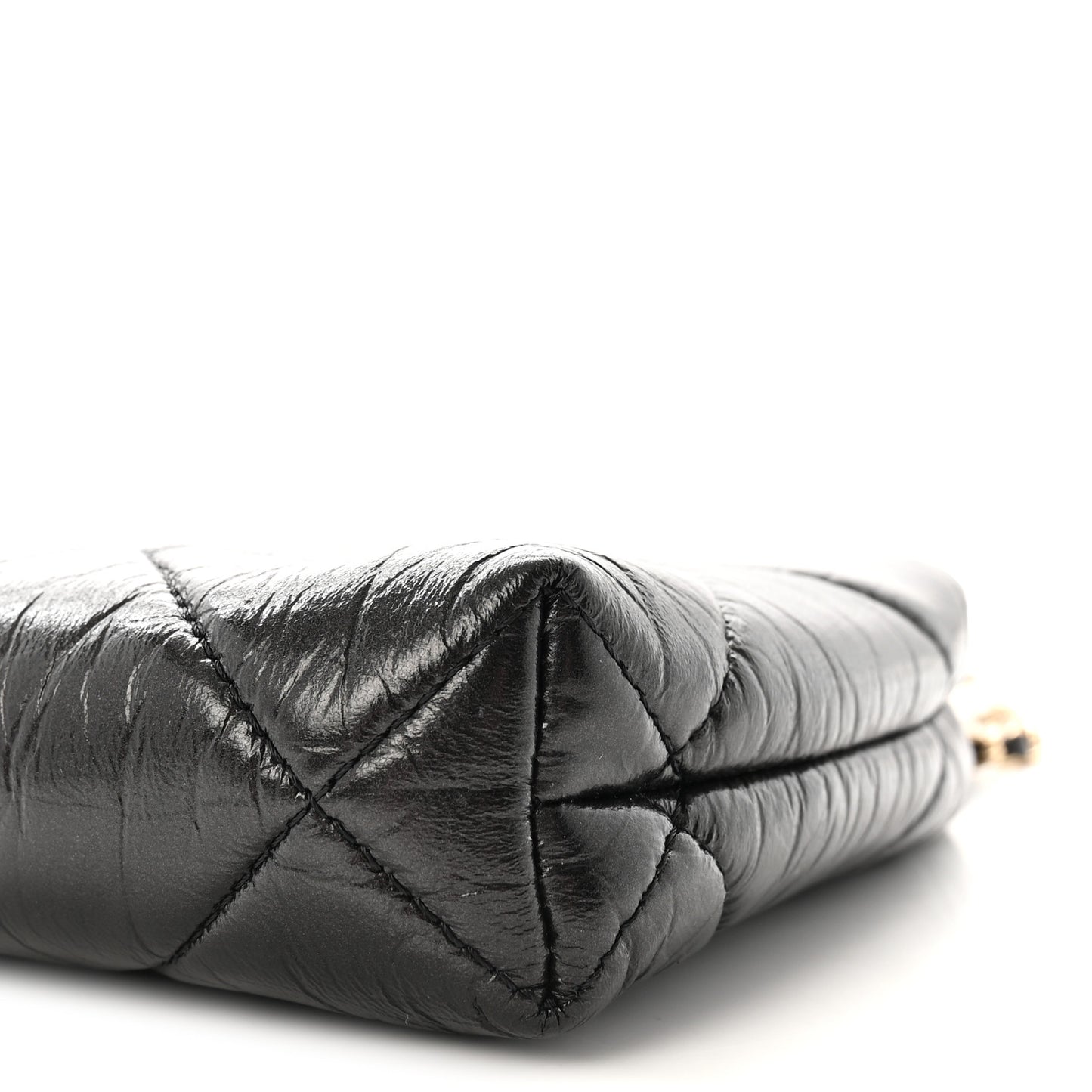 Shiny Aged Lambskin Quilted Kiss Lock Clutch With Chain Black