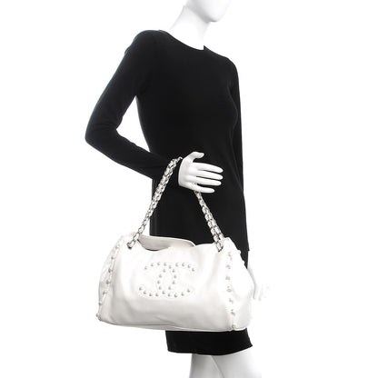 Chanel Lambskin Pearl Obsession Tote White 2 of 19
