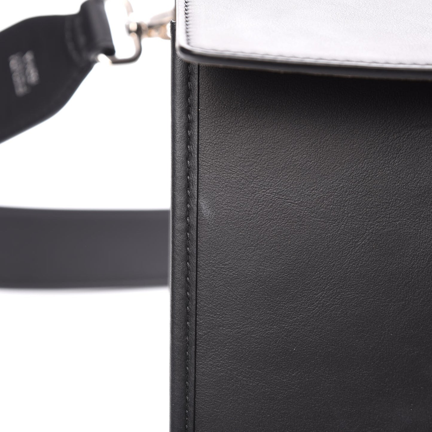Vitello Century Opaco F is Fendi Kan I Shoulder Bag Black