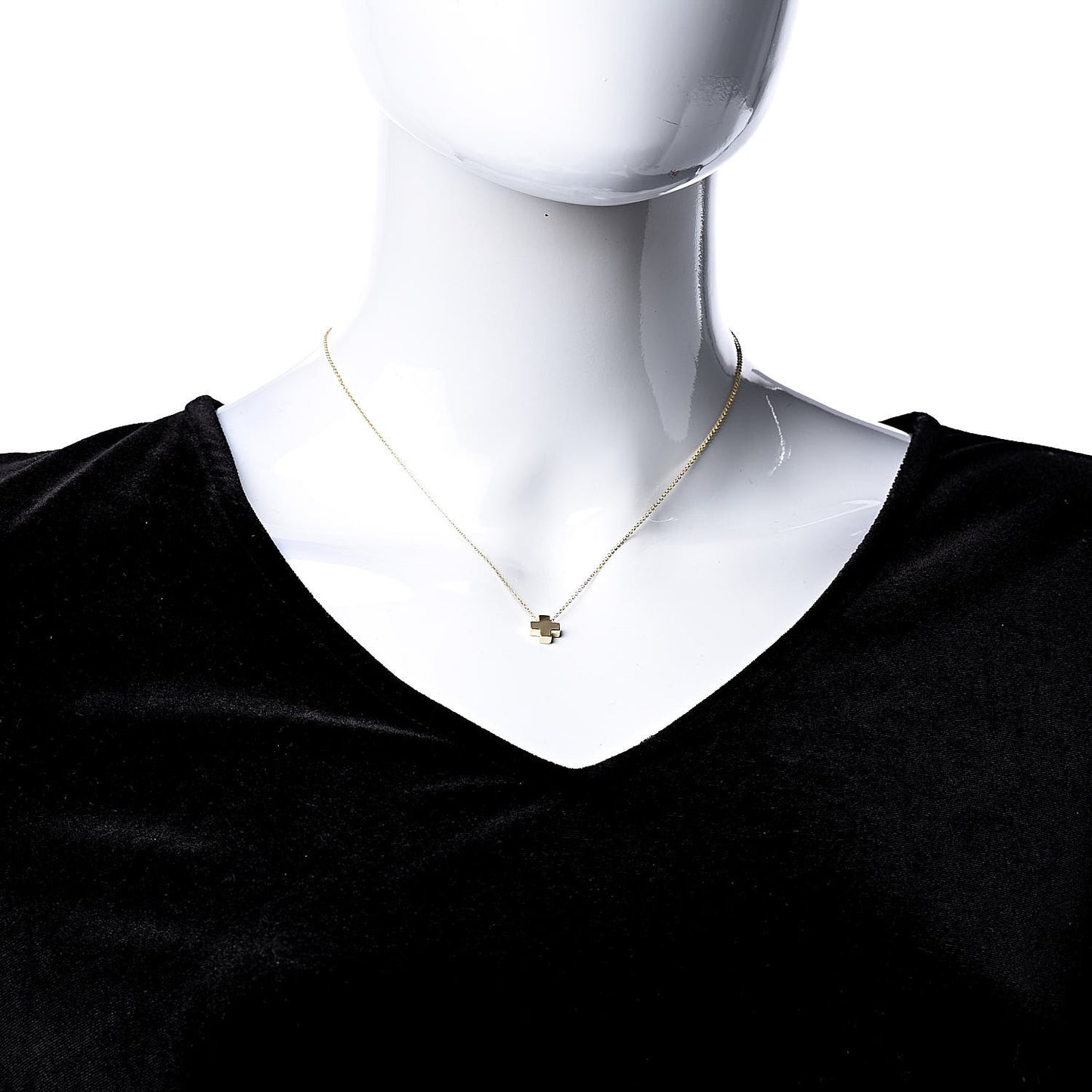 18K Yellow Gold Cruciform Cross Pendant Necklace