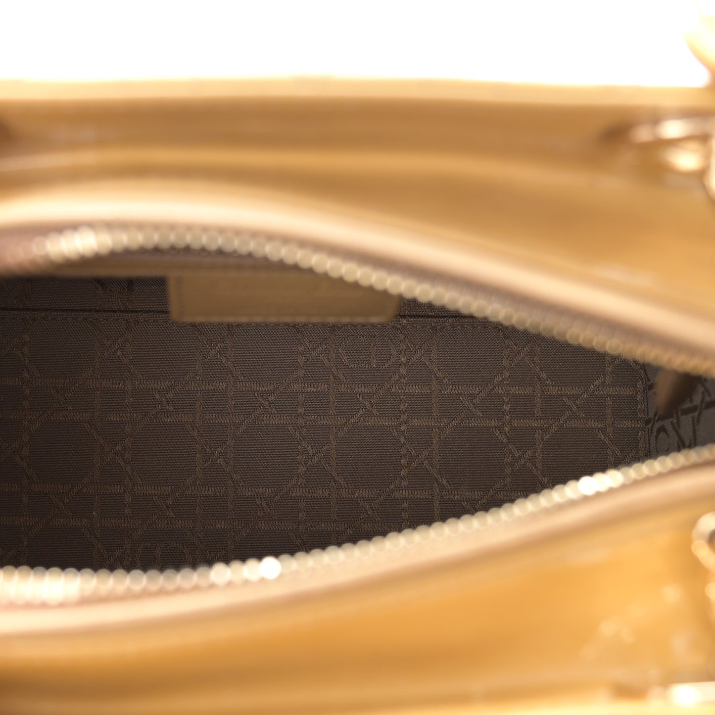 Patent Cannage Medium Lady Dior Beige