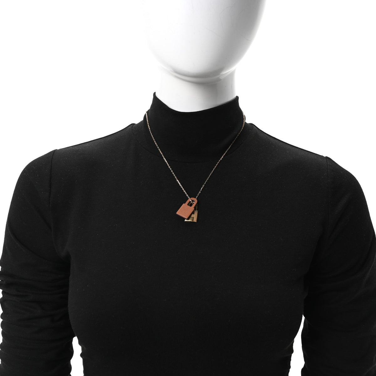 Swift Small O'Kelly Pendant Necklace Gold