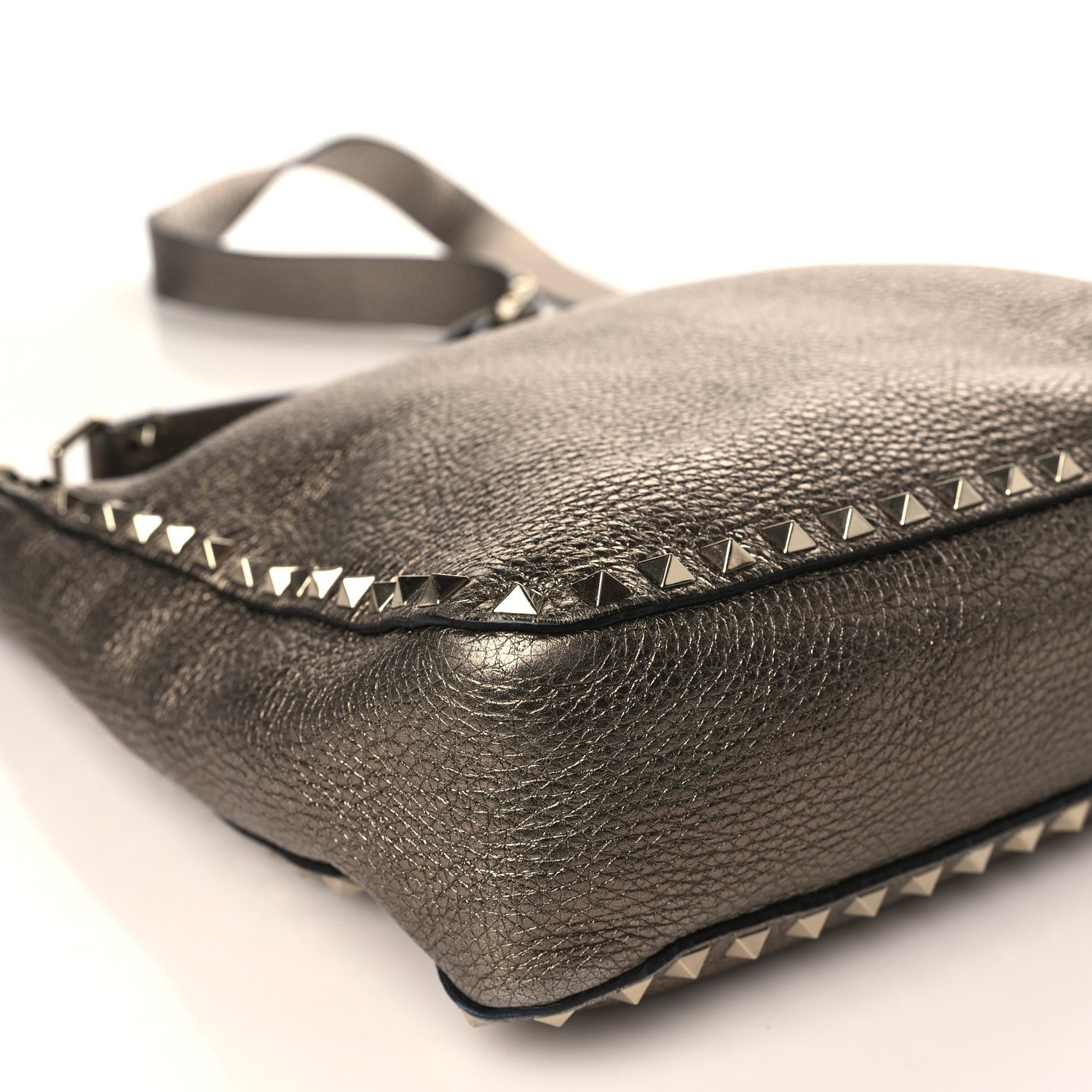 Valentino Garavani Metallic Pebbled Calfskin Large Rockstud Flip-Lock Messenger Bag Sasso 7 of 10