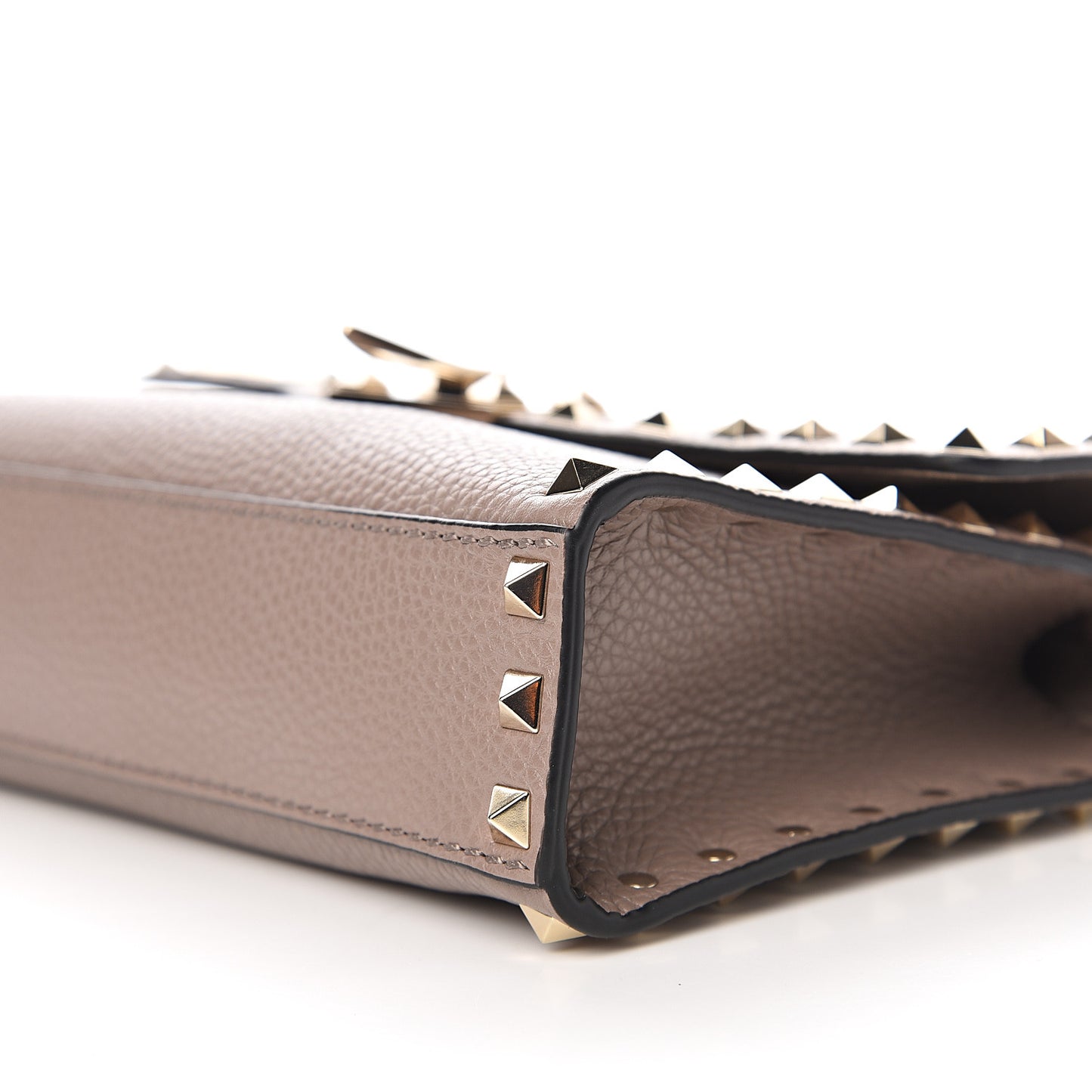 Pebbled Calfskin Medium Rockstud Flip Lock Crossbody Bag Clay