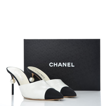 Chanel Patent Lambskin Grosgrain Cap Toe Pearl Mule 39 White Black 15 of 15