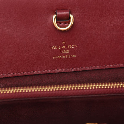 Louis Vuitton Monogram Venus Raisin 6 of 9