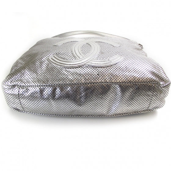 Chanel Metallic Glazed Calfskin Perforated XL Rodeo Drive Tote Silver 4 of 12