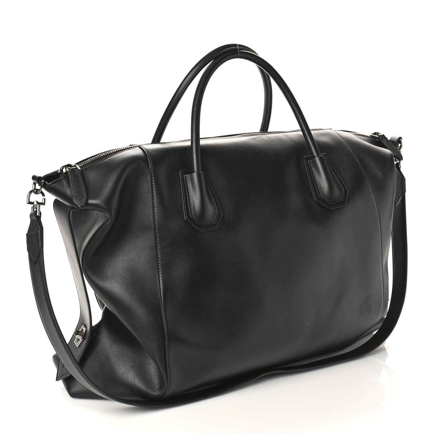 Smooth Calfskin Large Soft Antigona Black