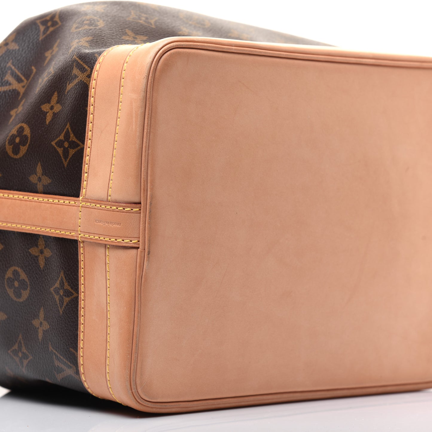 Monogram Noe