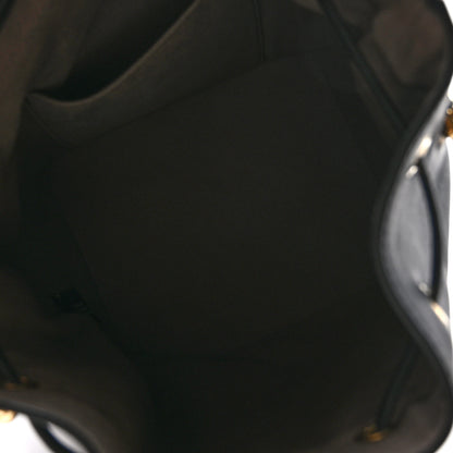 Fendi Vitello Grace Matte F is Fendi Grande Mon Tresor Bucket Bag Black 5 of 10