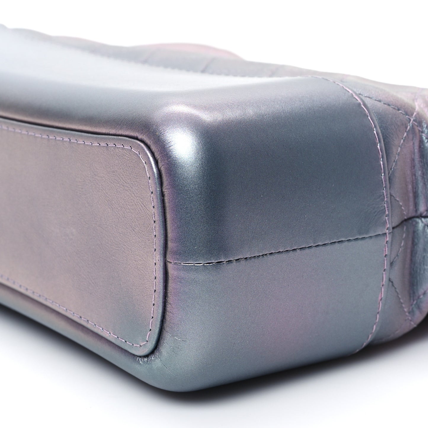 Iridescent Lambskin Calfskin Quilted Medium Gabrielle Hobo Light Purple