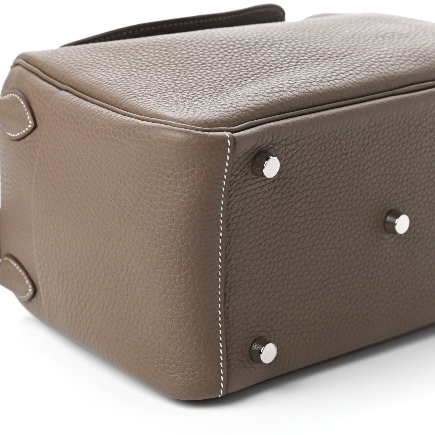 Hermes Taurillon Clemence Lindy 26 Etoupe 6 of 10