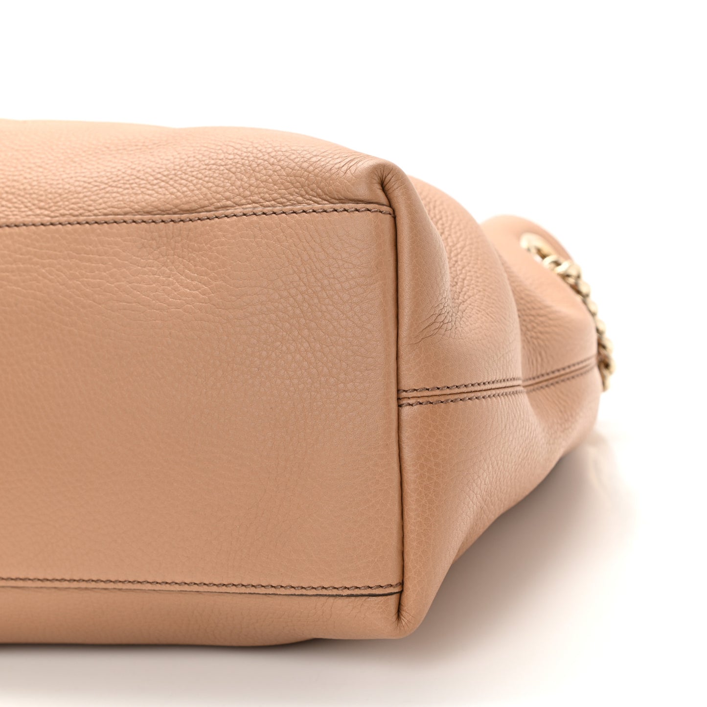 Pebbled Calfskin Medium Soho Chain Shoulder Bag Camelia