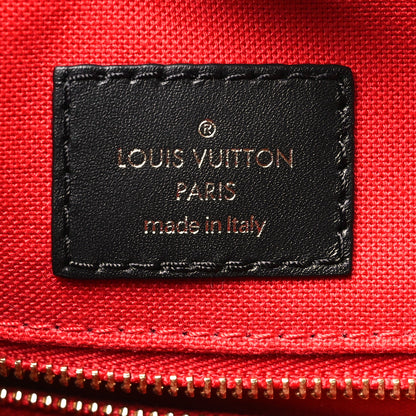 Louis Vuitton Reverse Monogram Giant Onthego MM 6 of 9