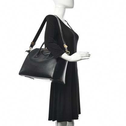 Givenchy Shiny Lord Calfskin Medium Antigona Black 2 of 12