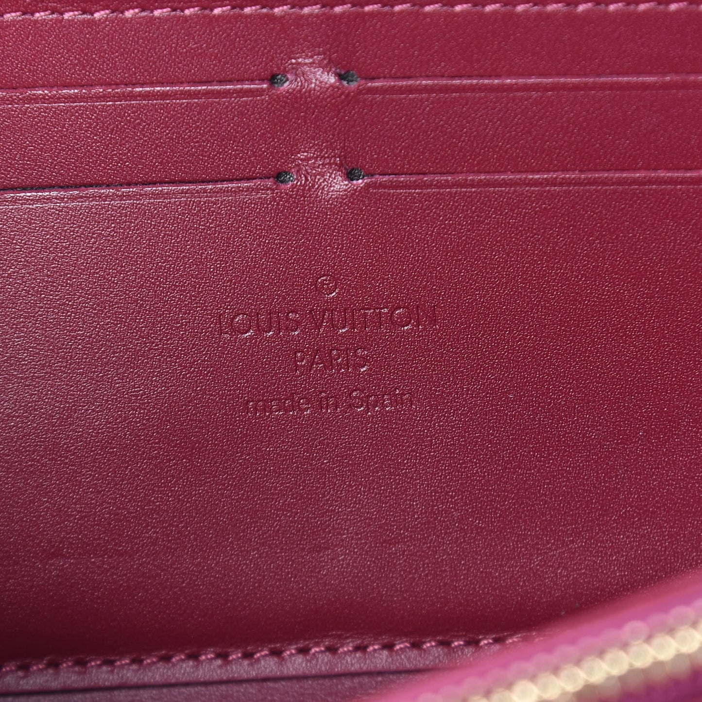 Vernis Clemence Wallet Magenta