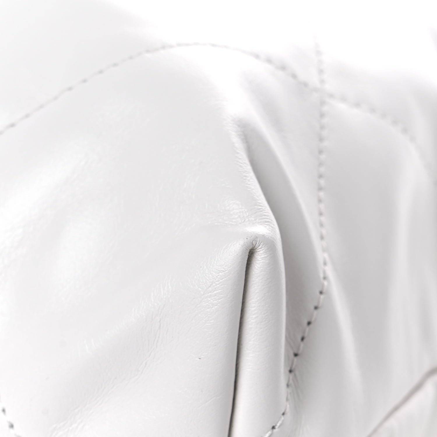 Chanel Shiny Calfskin Quilted Chanel 22 White 9 of 12