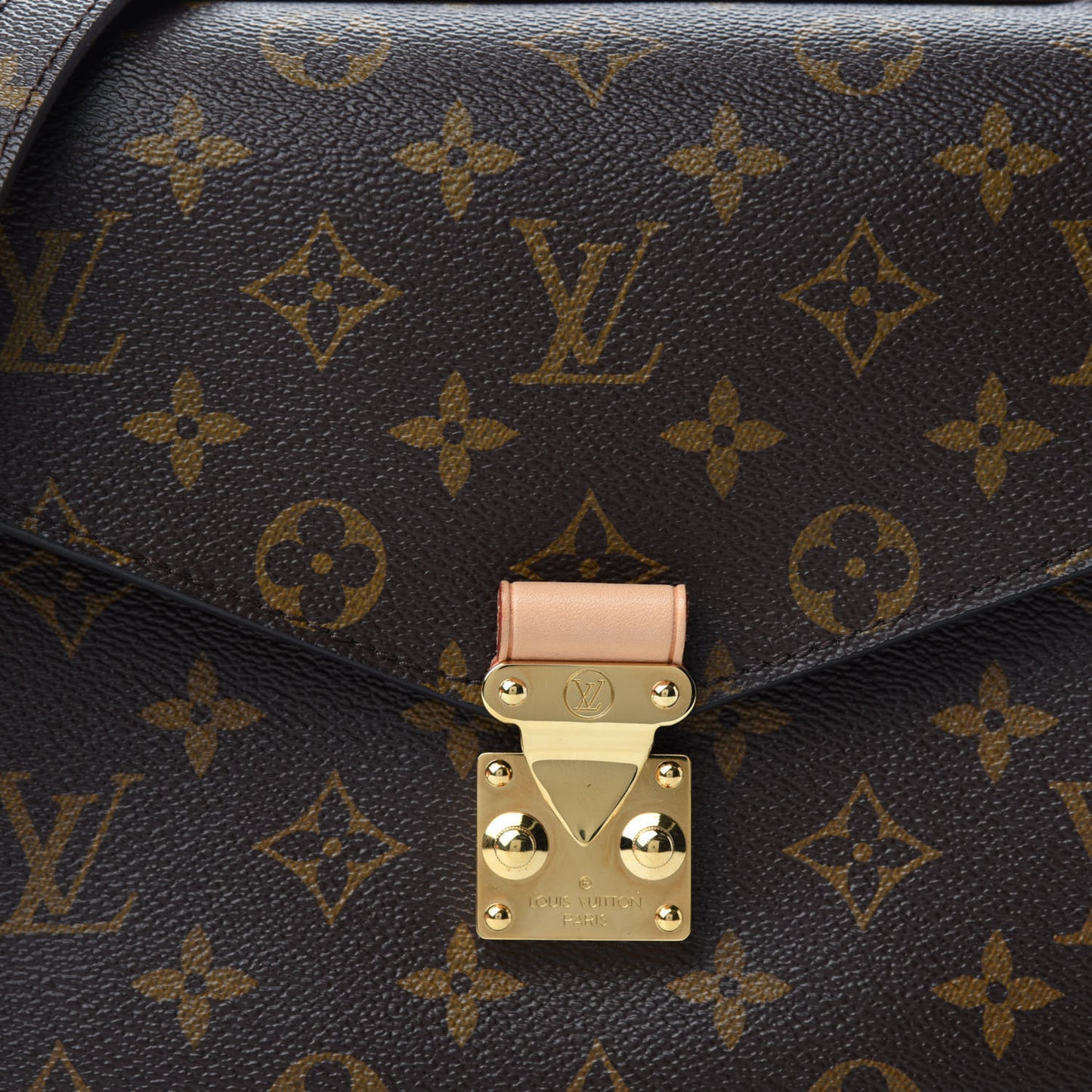 Monogram Pochette Metis