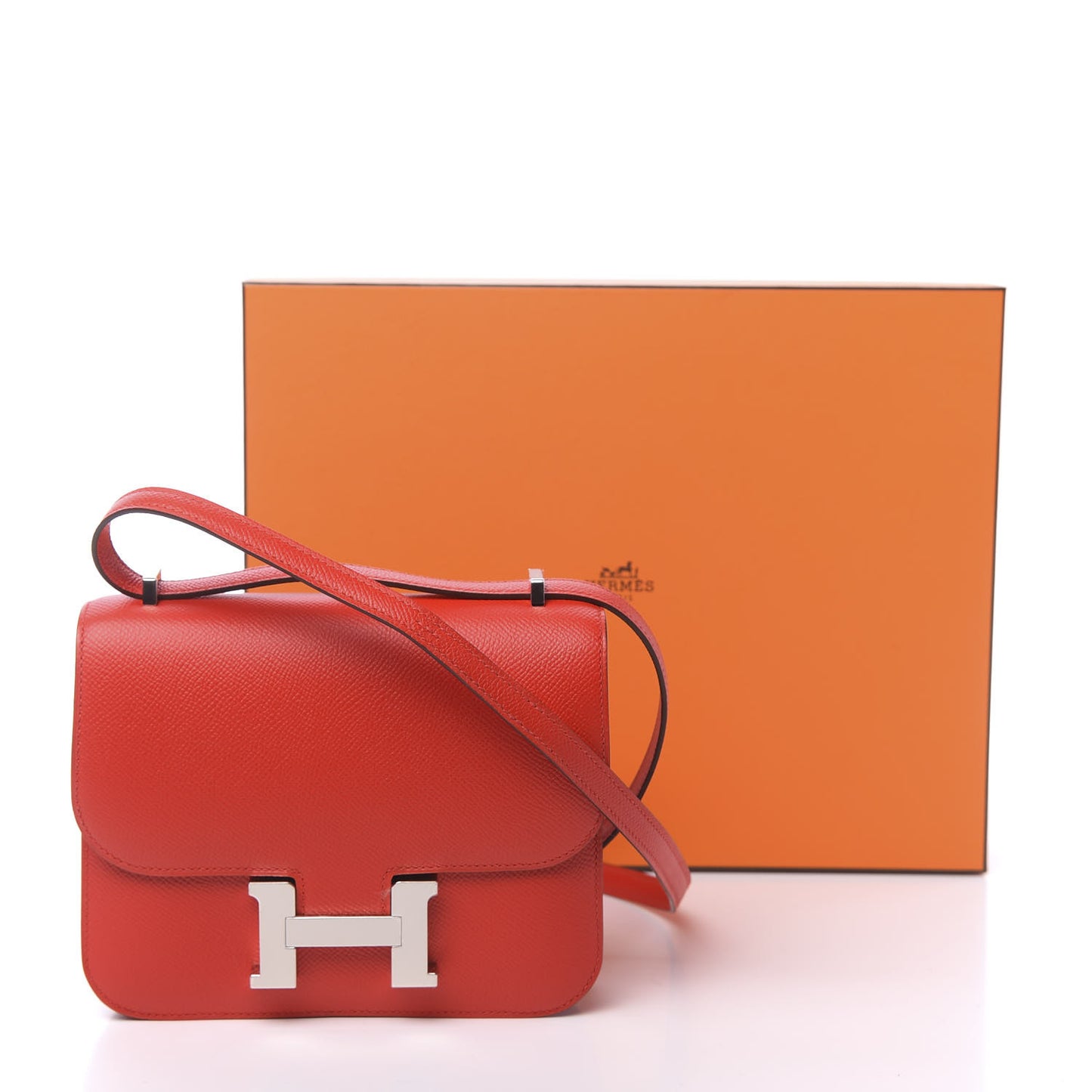 Epsom Constance 18 Rouge de Coeur