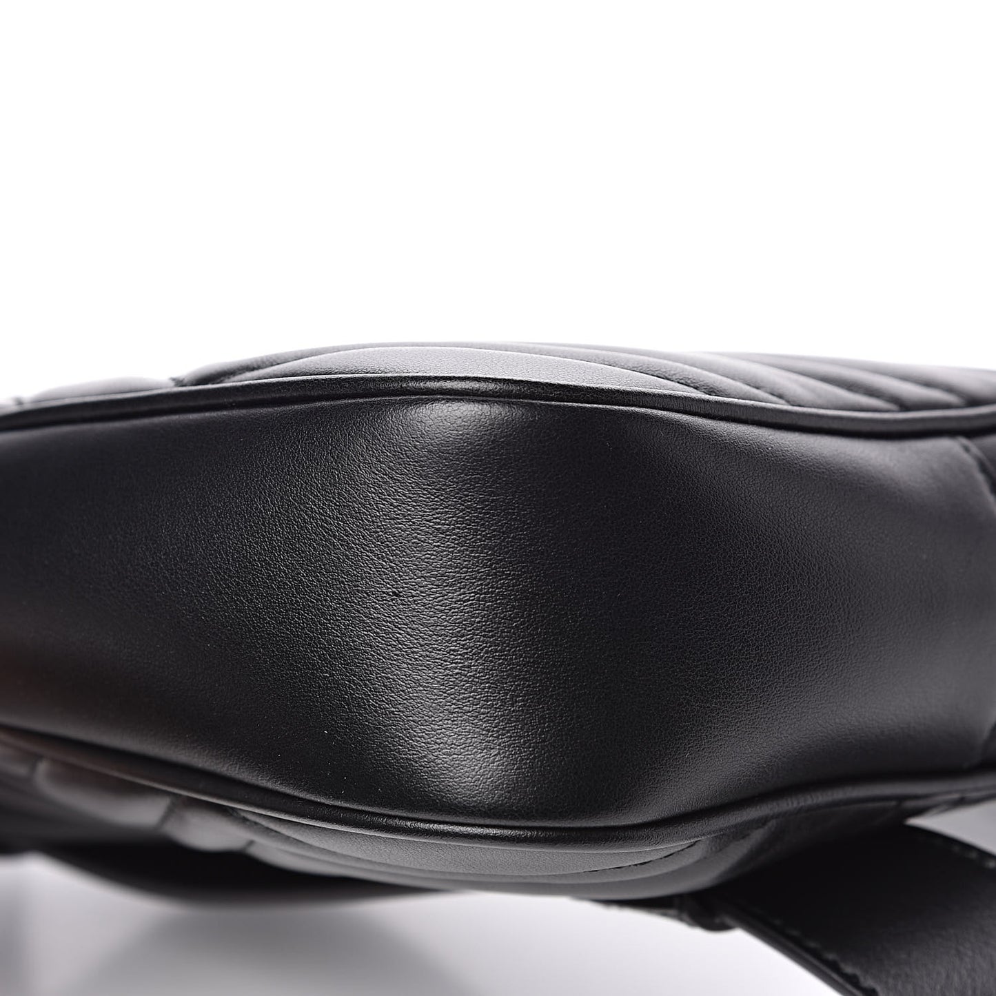 Calfskin Matelasse Mens GG Marmont Belt Bag 90 36 Black