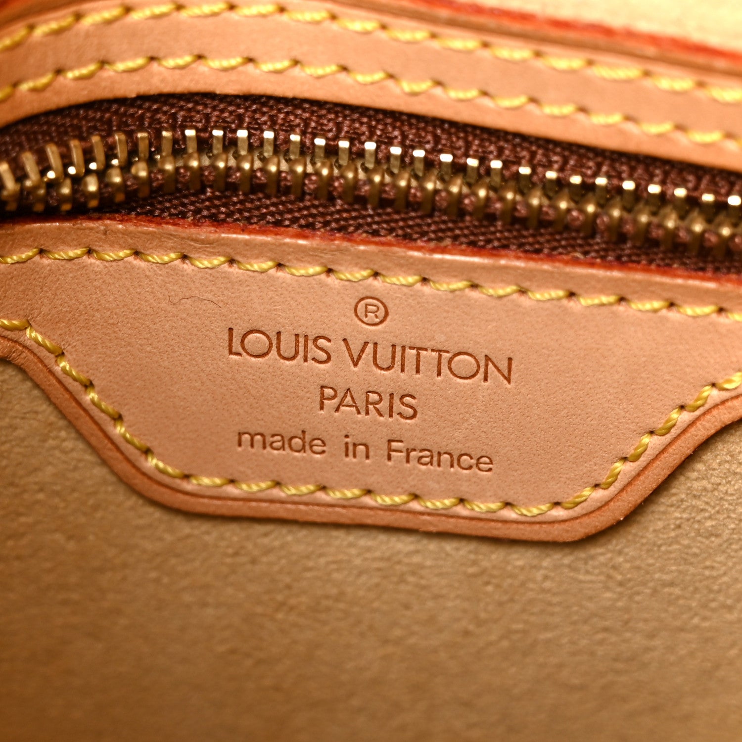 Louis Vuitton Monogram Looping MM 6 of 10