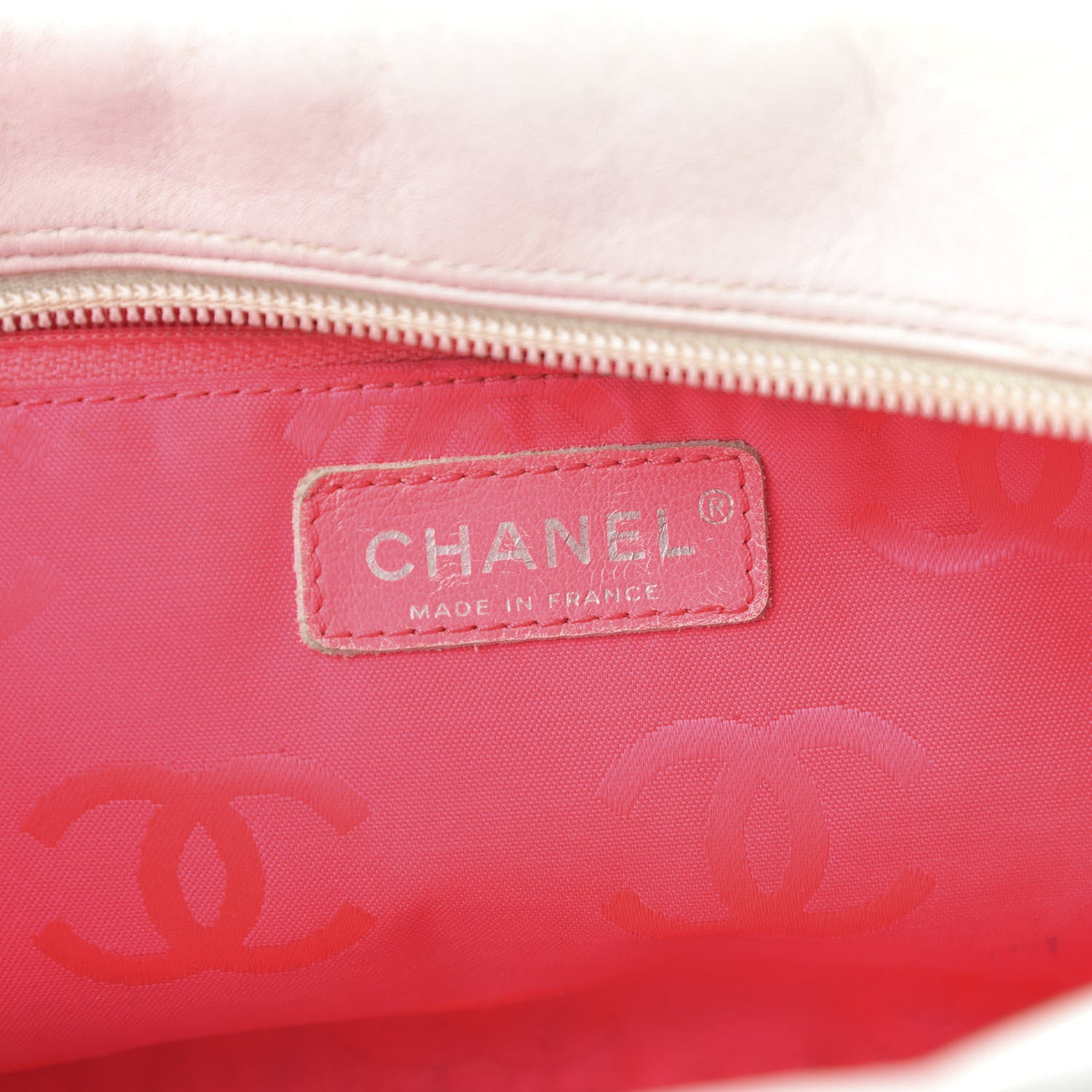Chanel Calfskin Quilted Large Cambon Bowler White Black 8 of 10