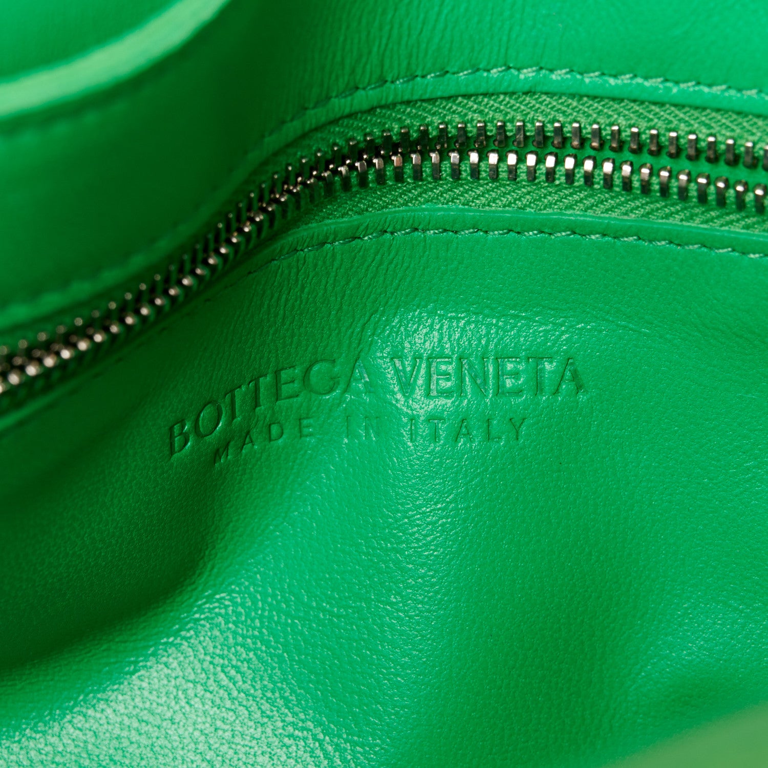 Bottega Veneta Lambskin Maxi Intrecciato Cassette Crossbody Bag Grass 5 of 11