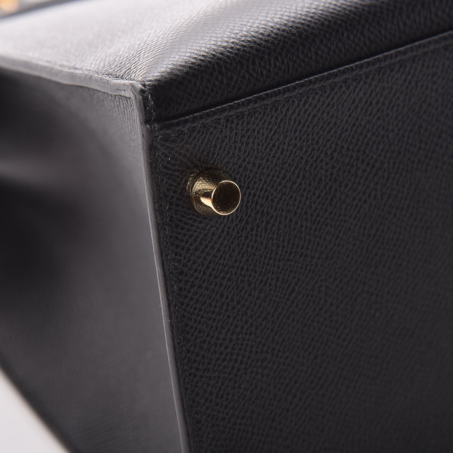 Epsom Kelly Sellier 35 Black