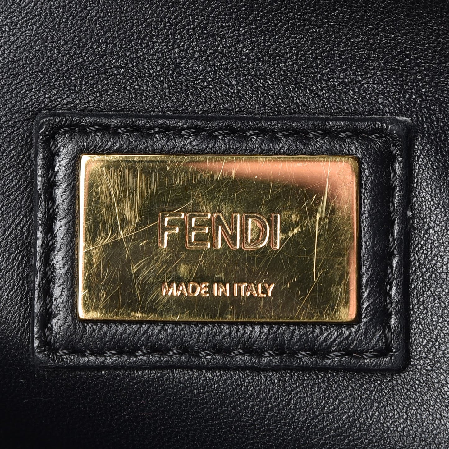 Vitello Seta Shiny Nappa Medium Peekaboo Iconic Satchel Black