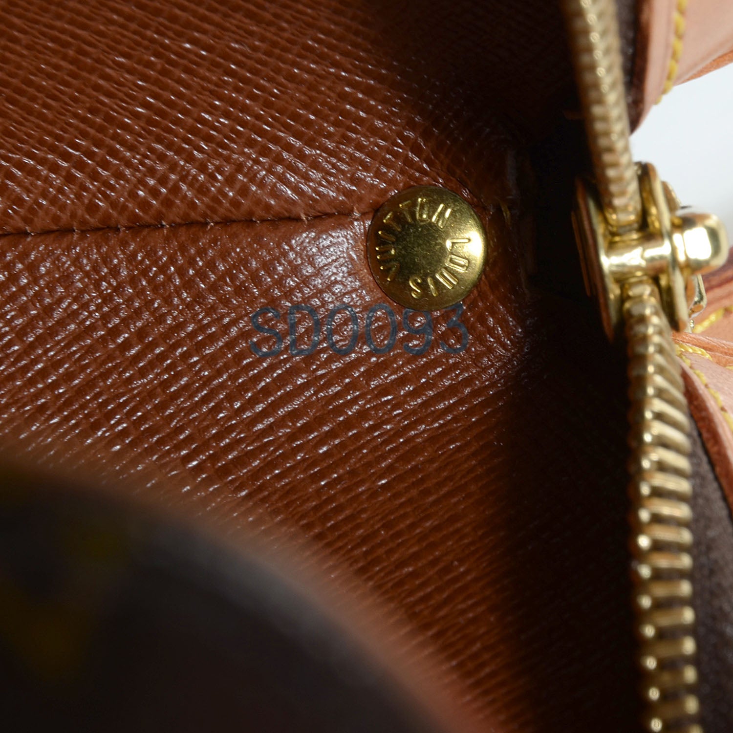 Louis Vuitton Monogram Drouot 7 of 8