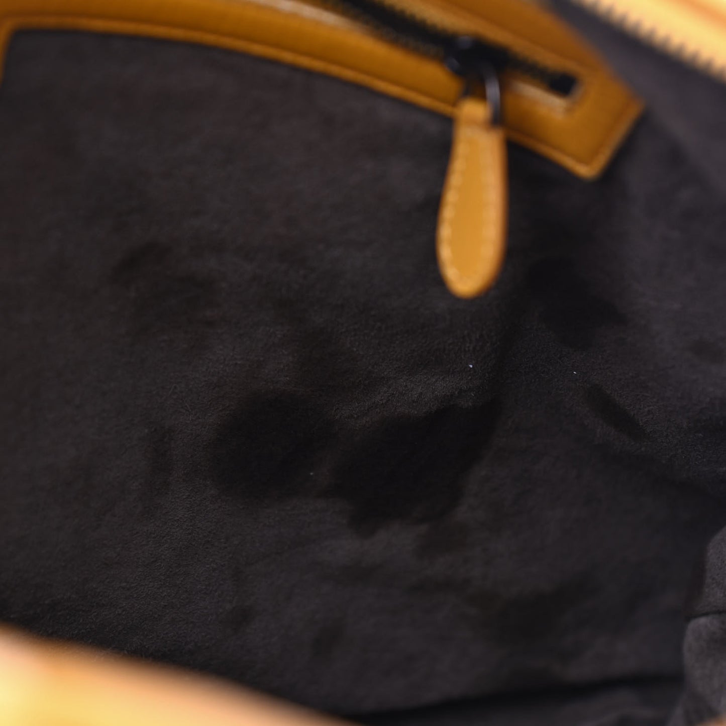 Nappa Intrecciato Large Veneta Hobo Yellow