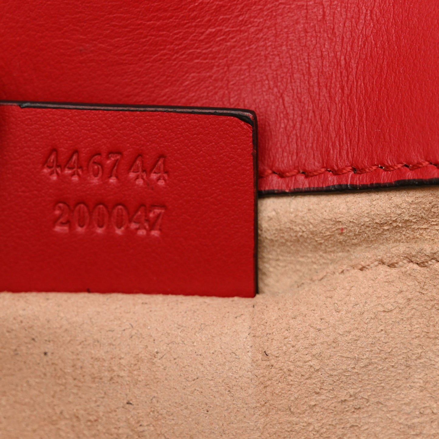 Calfskin Matelasse Mini GG Marmont Shoulder Bag Hibiscus Red
